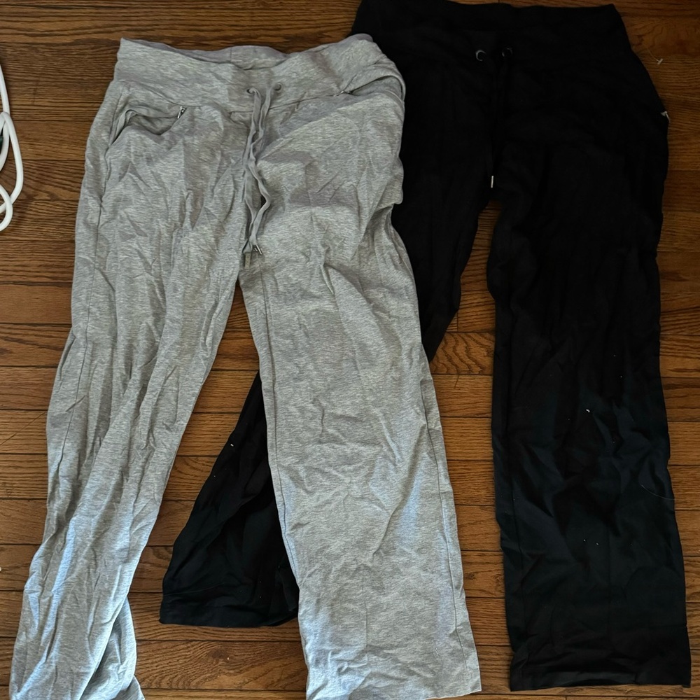 Danskin pants size medium (8-10) petite